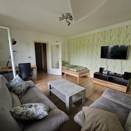 Apartment Mit Balkon, Perfekt Als Monteurwohnung Oder Stundentenwohnung Springe Extérieur photo