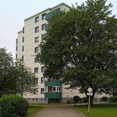Apartment Mit Balkon, Perfekt Als Monteurwohnung Oder Stundentenwohnung Springe Extérieur photo