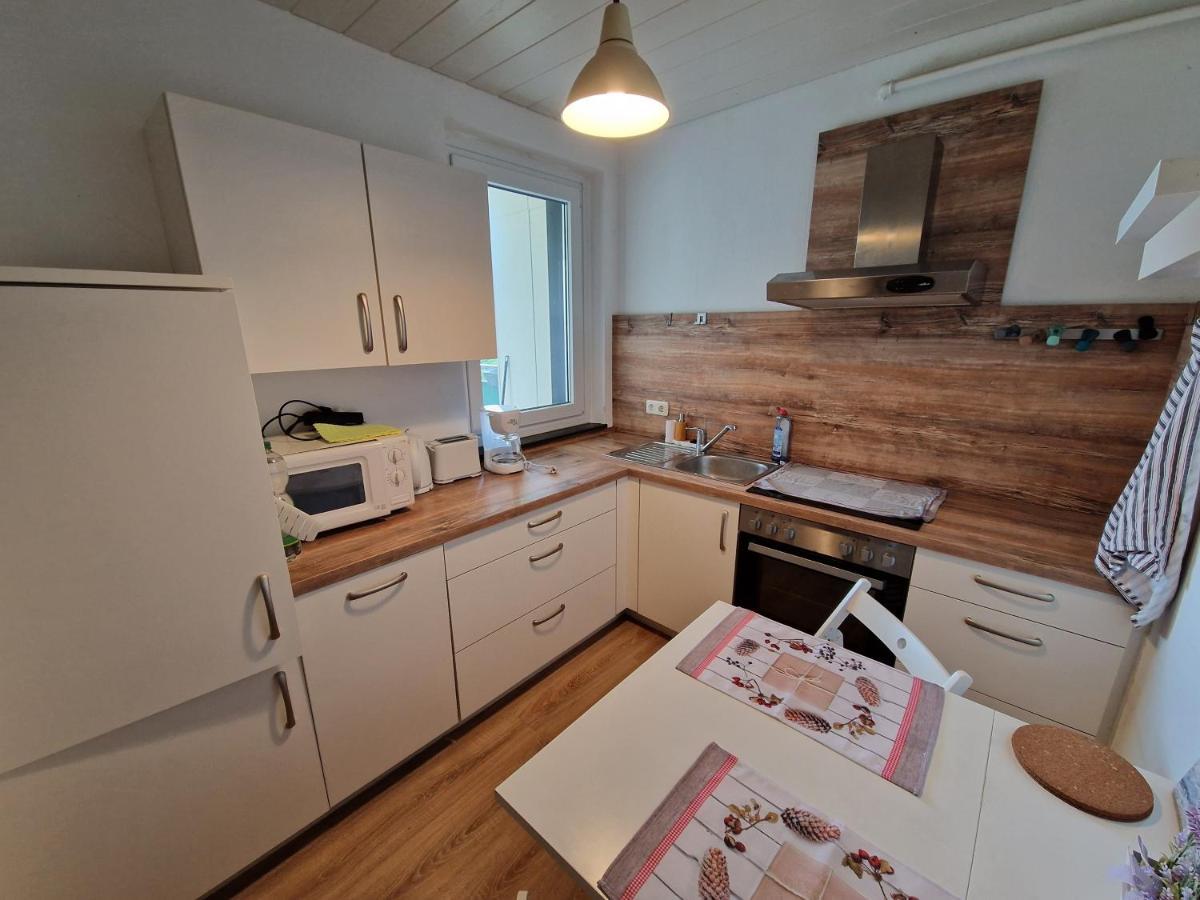 Mit Balkon, Perfekt Als Monteurwohnung Oder Stundentenwohnung Appartement Springe